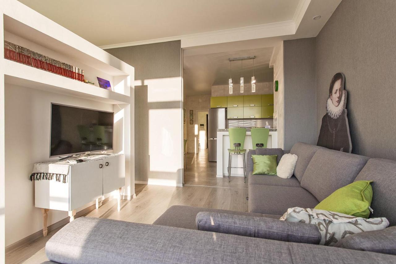 Gagarin Plaza Apartment 70 Square Metres On 12Th Floor Одесса Экстерьер фото