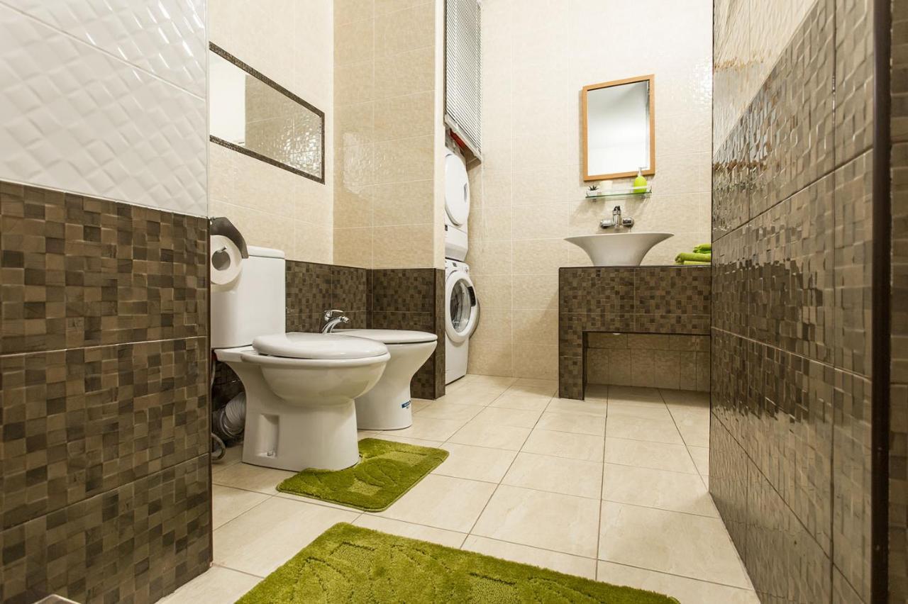 Gagarin Plaza Apartment 70 Square Metres On 12Th Floor Одесса Экстерьер фото