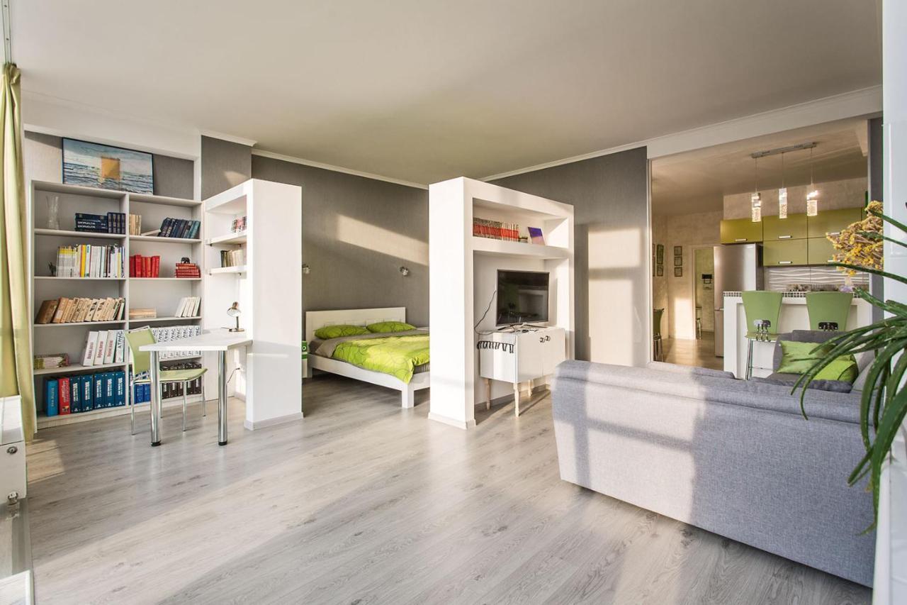 Gagarin Plaza Apartment 70 Square Metres On 12Th Floor Одесса Экстерьер фото