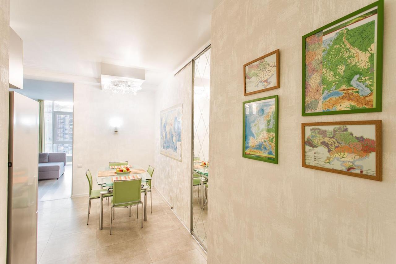 Gagarin Plaza Apartment 70 Square Metres On 12Th Floor Одесса Экстерьер фото