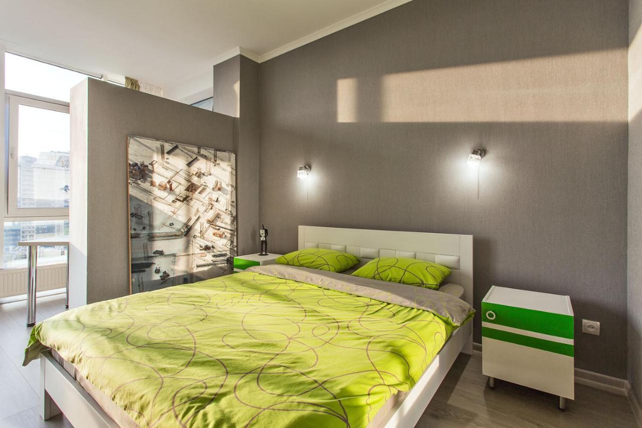 Gagarin Plaza Apartment 70 Square Metres On 12Th Floor Одесса Экстерьер фото